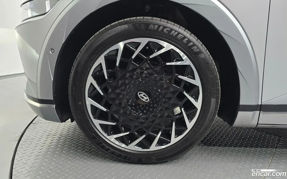 Hyundai Ioniq 5 2024 — миниатюра 5