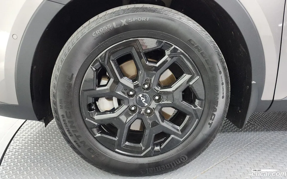 Kia Sorento HEV 1.6 2WD 2023 — миниатюра 2