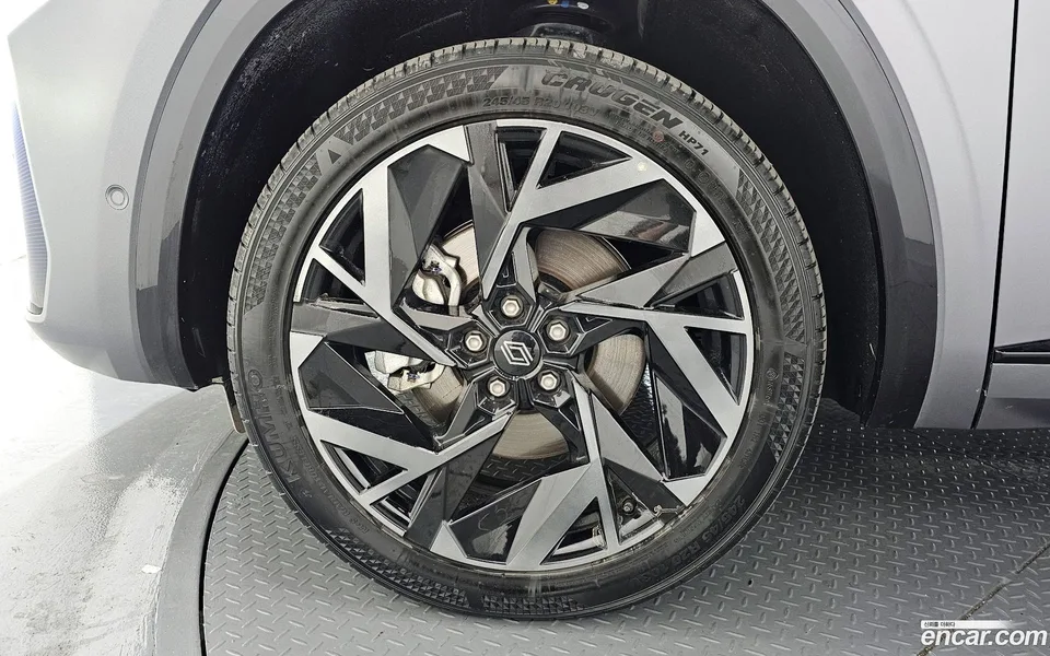 Renault Samsung Grand Koleos 1.5 E-TECH 2WD 2024 — миниатюра 5