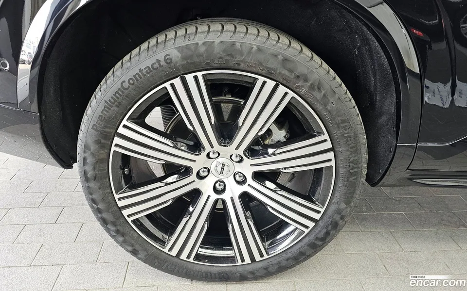 Volvo XC90 T8 2022 — миниатюра 2