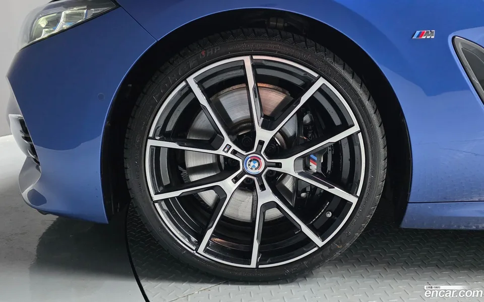 BMW 8 Series M850i xDrive 2022 — миниатюра 2