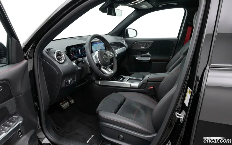 Mercedes-Benz GLB-Class AMG GLB35 4MATIC 2025 — миниатюра 2
