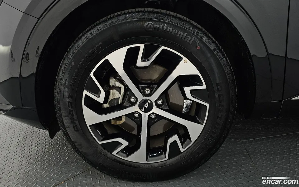 Kia Sportage Hybrid 2WD 2023 — миниатюра 2