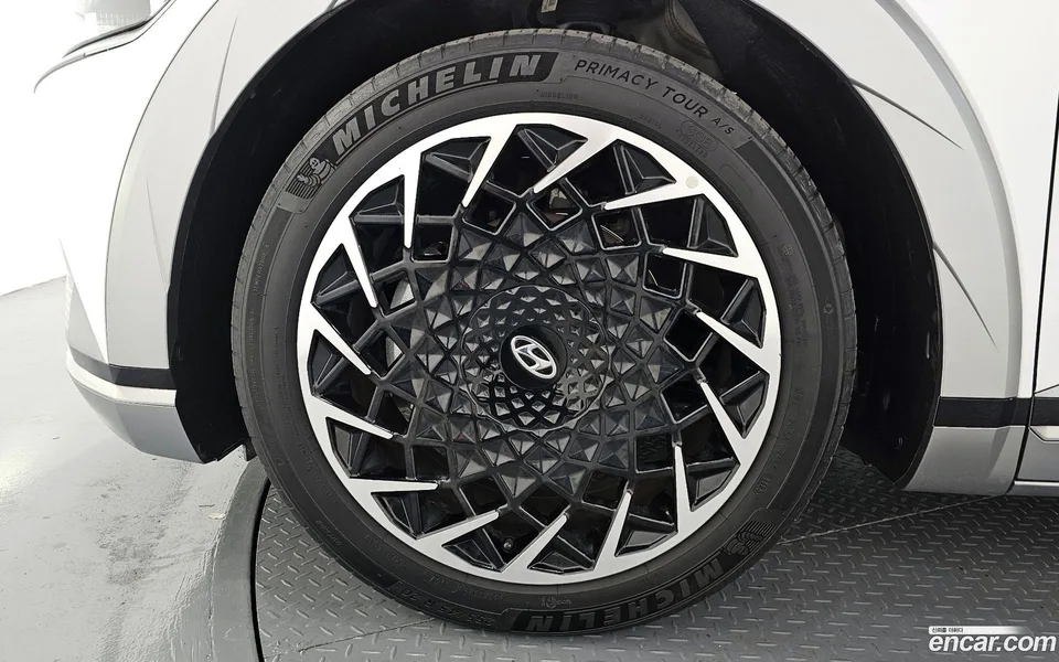 Hyundai Ioniq 5 2024 — миниатюра 5