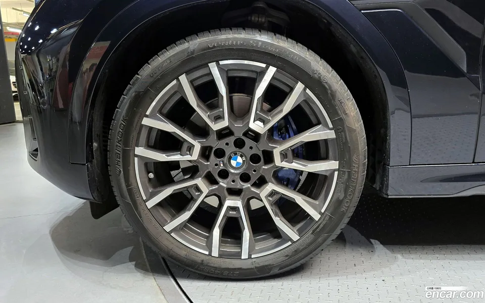 BMW X6 xDrive30d M 2024 — миниатюра 2