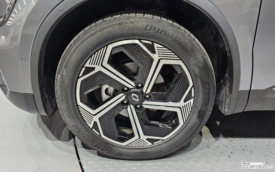 Renault Samsung QM6 2.0 LPe RE 2WD 2024 — миниатюра 2