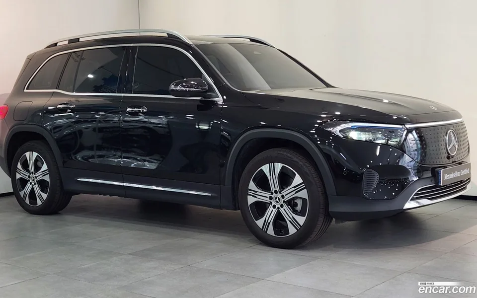Mercedes-Benz EQB EQB300 4MATIC 2025 — миниатюра 3