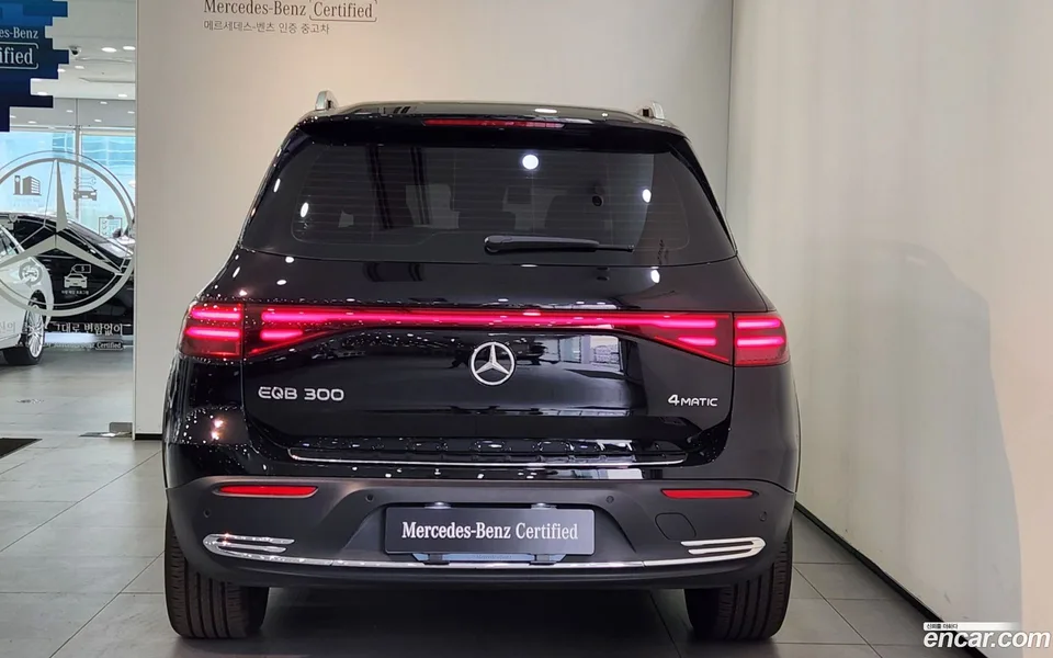 Mercedes-Benz EQB EQB300 4MATIC 2025 — миниатюра 4