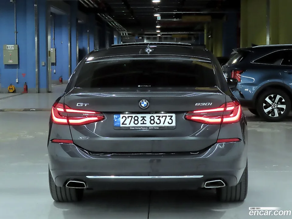 BMW 6 Series GT 630i xDrive 2022 — миниатюра 4