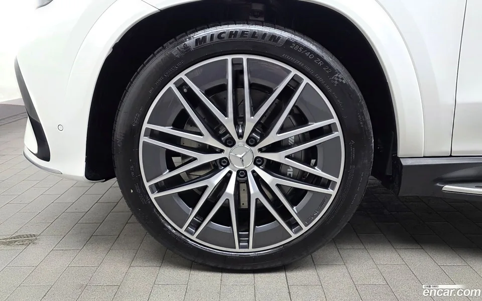 Mercedes-Benz GLE-Class AMG GLE53 4MATIC+ 2024 — миниатюра 2