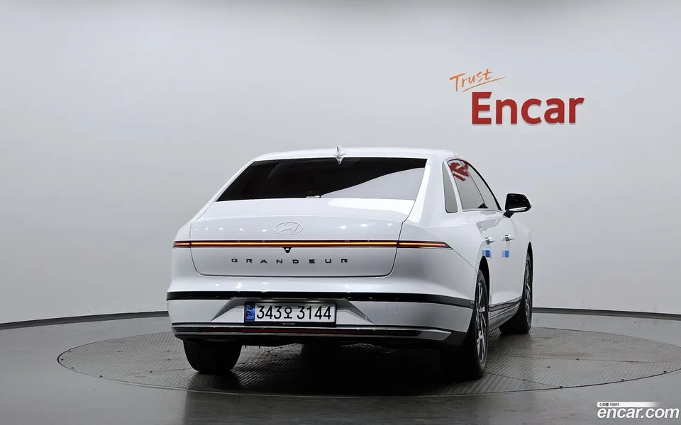 Hyundai Grandeur 2.5 2WD 2024 — миниатюра 4