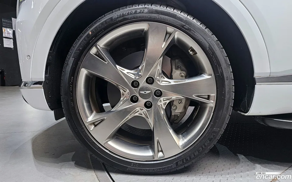 Genesis GV80 2.5T AWD 2023 — миниатюра 2