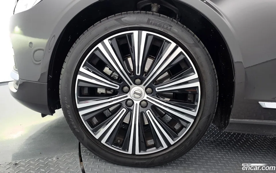 Volvo S90 B5 2022 — миниатюра 2
