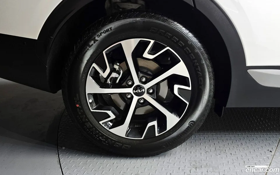 Kia Sportage Hybrid 2WD 2024 — миниатюра 2