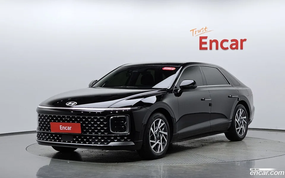 Hyundai Grandeur Hybrid 2023 — фото 1, купить с доставкой в Москву