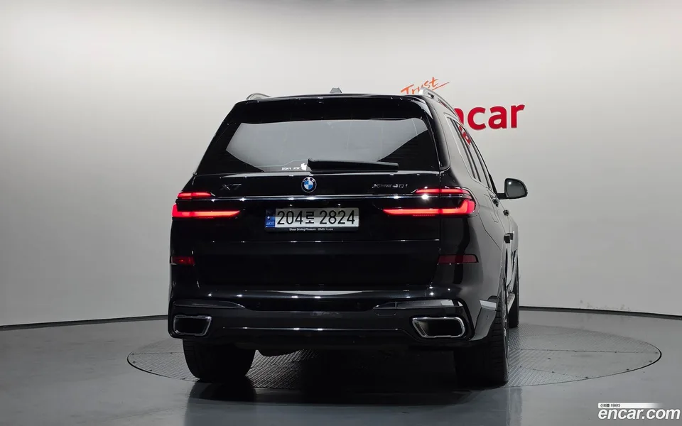 BMW X7 xDrive 40i M 6 2023 — миниатюра 4
