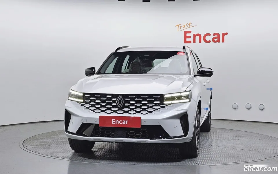 Renault Samsung Grand Koleos 1.5 E-TECH 2WD 2025 — миниатюра 3
