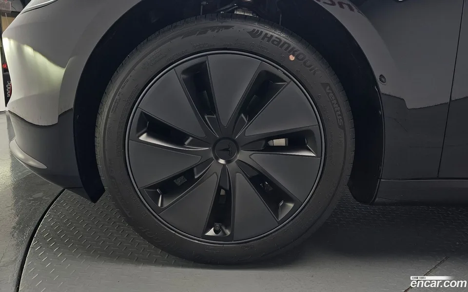 Tesla Model 3 RWD 2026 — миниатюра 5