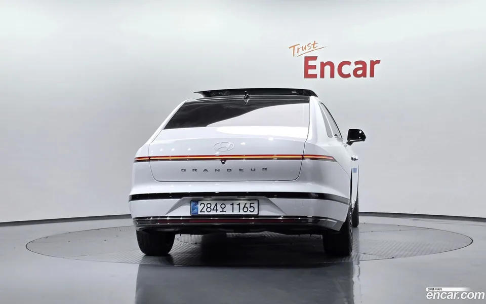 Hyundai Grandeur Hybrid 2025 — миниатюра 4