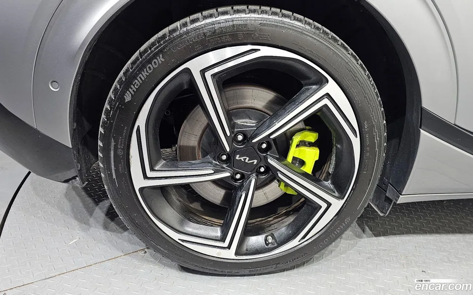 Kia EV6 GT 4WD 2022 — миниатюра 2