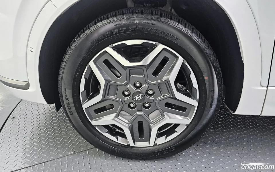 Hyundai SantaFe HEV 1.6 2WD 2023 — миниатюра 5