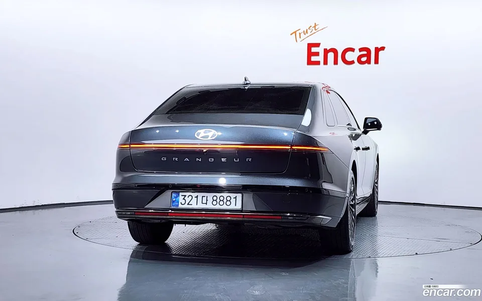 Hyundai Grandeur 2.5 2WD 2023 — миниатюра 4