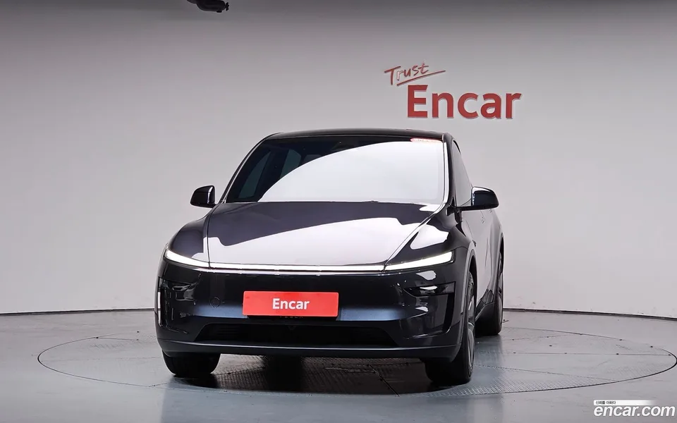 Tesla Model Y RWD 2026 — миниатюра 3