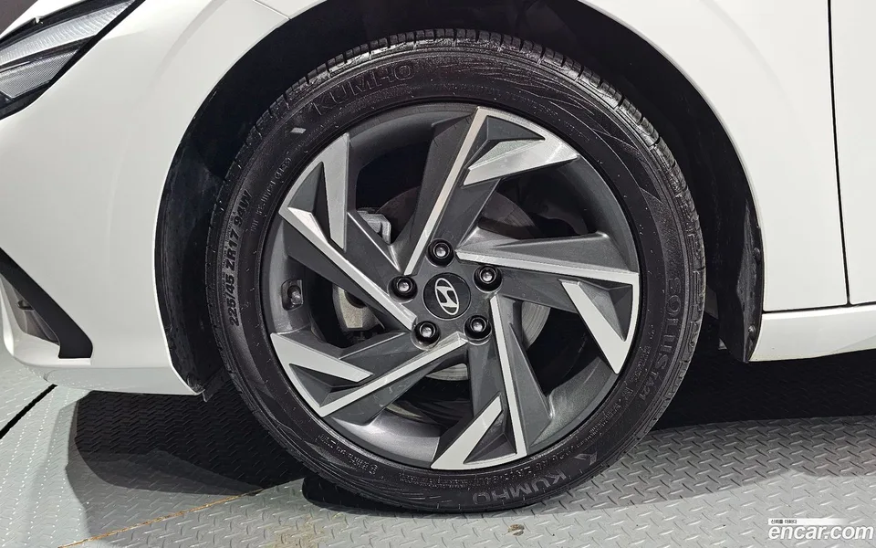 Hyundai Avante CN7 1.6 2023 — миниатюра 5