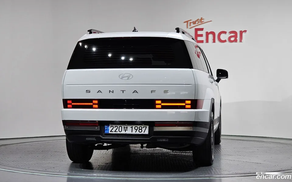 Hyundai SantaFe HEV 1.6 2WD 2024 — миниатюра 4