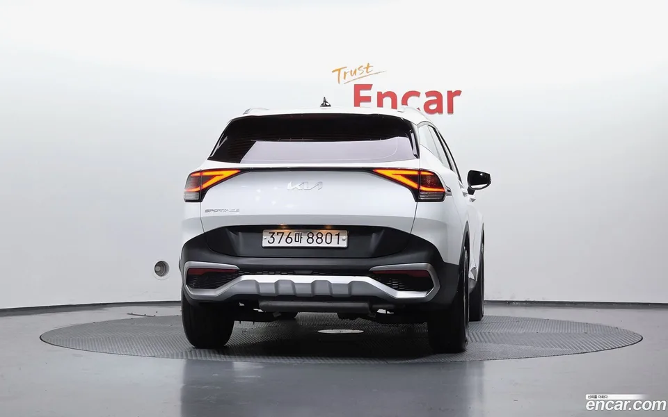 Kia Sportage 1.6 2WD 2022 — миниатюра 4