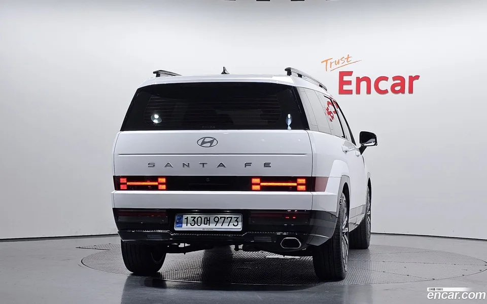 Hyundai SantaFe 2.5T 2WD 2023 — миниатюра 4