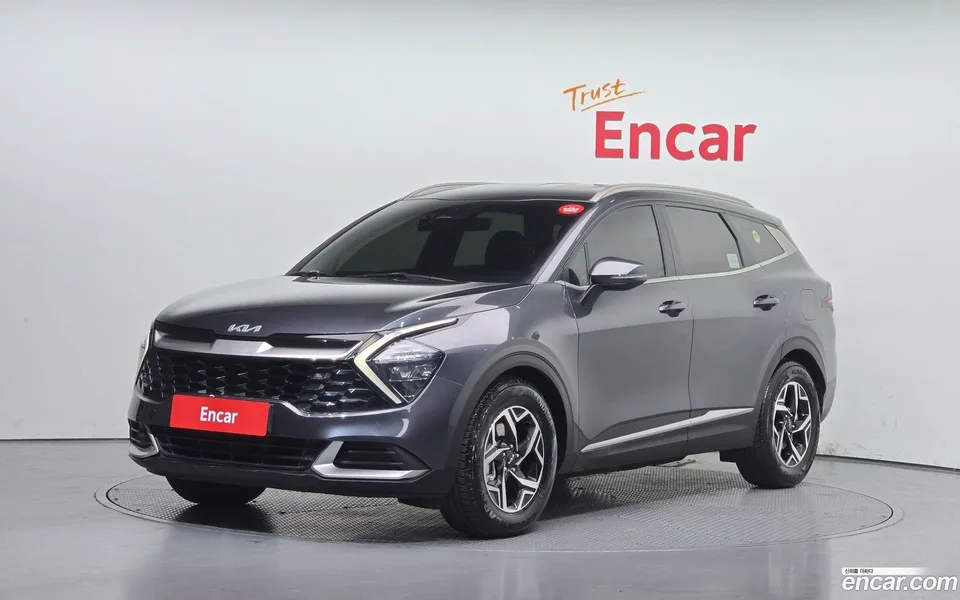 Kia Sportage 2.0 4WD 2022 — фото 1, купить с доставкой в Москву