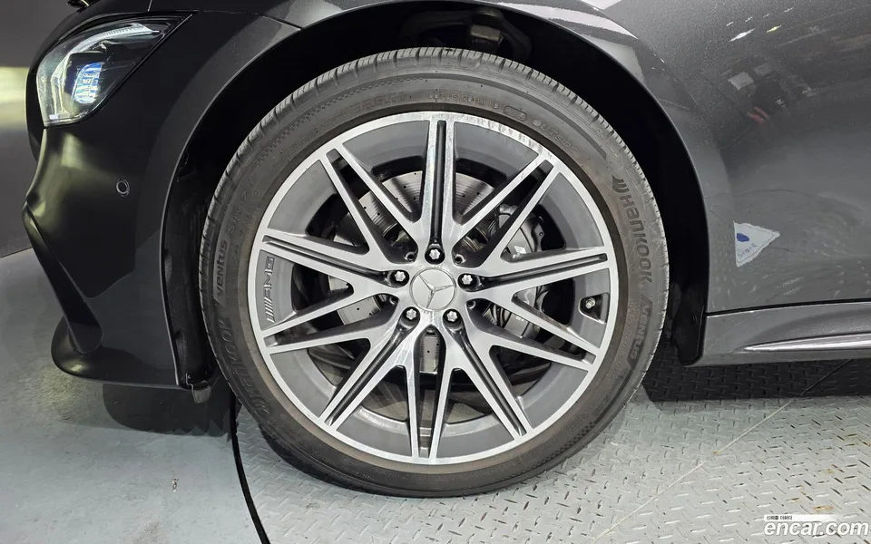 Mercedes-Benz AMG GT 4 43 4MATIC+ 2022 — миниатюра 5
