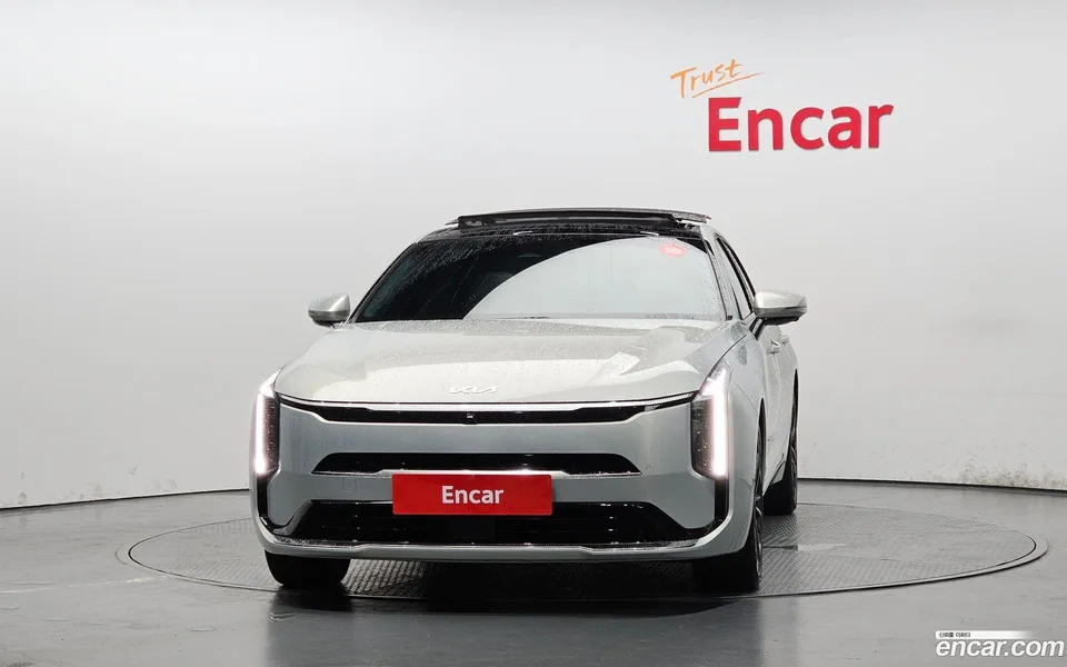 Kia K8 Hybrid 2025 — миниатюра 3