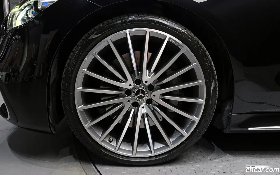 Mercedes-Benz S-Class S500L 4MATIC 2023 — миниатюра 5