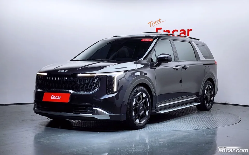 Kia Carnival 9 2024 — фото 1, купить с доставкой в Москву