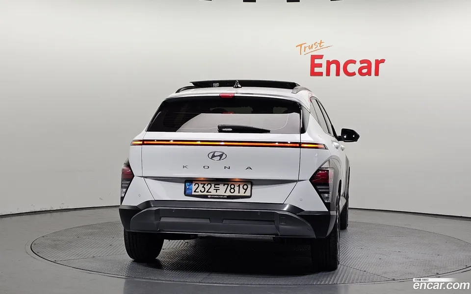 Hyundai Kona Hybrid 2023 — миниатюра 4