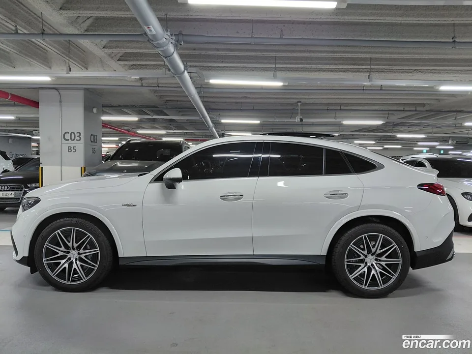 Mercedes-Benz GLC-Class AMG GLC43 4MATIC 2026 — миниатюра 2