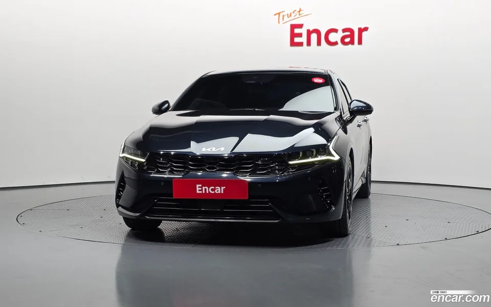 Kia K5 Hybrid 2023 — миниатюра 3