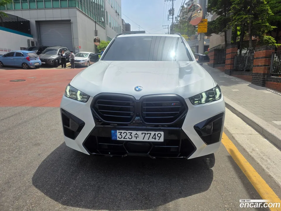 BMW X5M 4.4 2026 — миниатюра 2