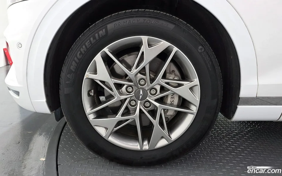 Genesis GV70 2.5T 2WD 2022 — миниатюра 5