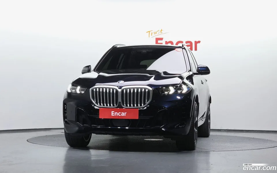 BMW X5 xDrive 40i M 2023 — миниатюра 3