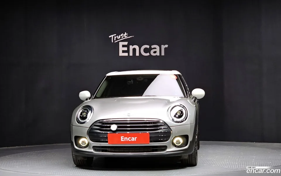 MINI Cooper Clubman 2023 — миниатюра 3