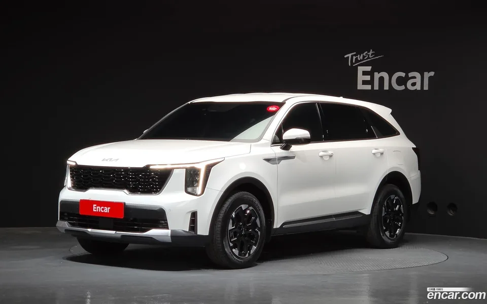 Kia Sorento 2.5T 2WD 2024 — фото 1, купить с доставкой в Москву