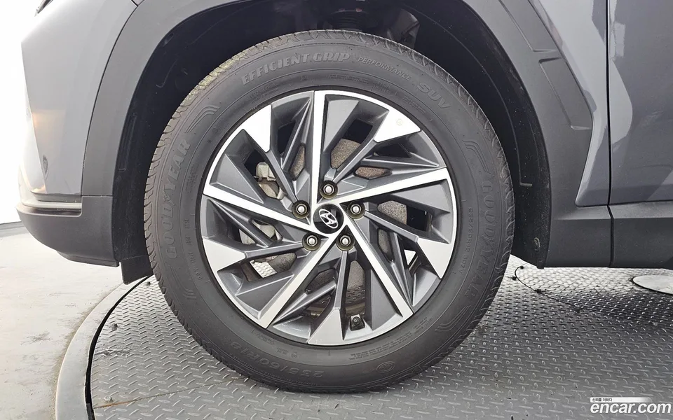 Hyundai Tucson 1.6 2WD 2022 — миниатюра 2