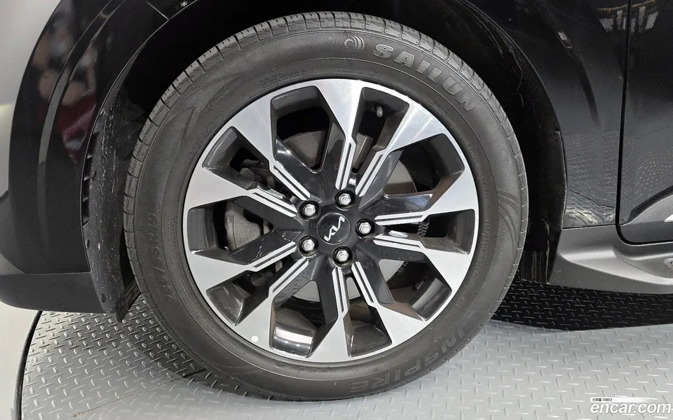 Kia Carnival 7 2023 — миниатюра 5