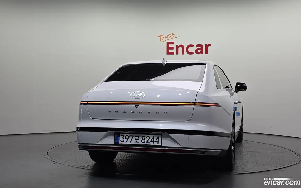 Hyundai Grandeur Hybrid 2024 — миниатюра 4
