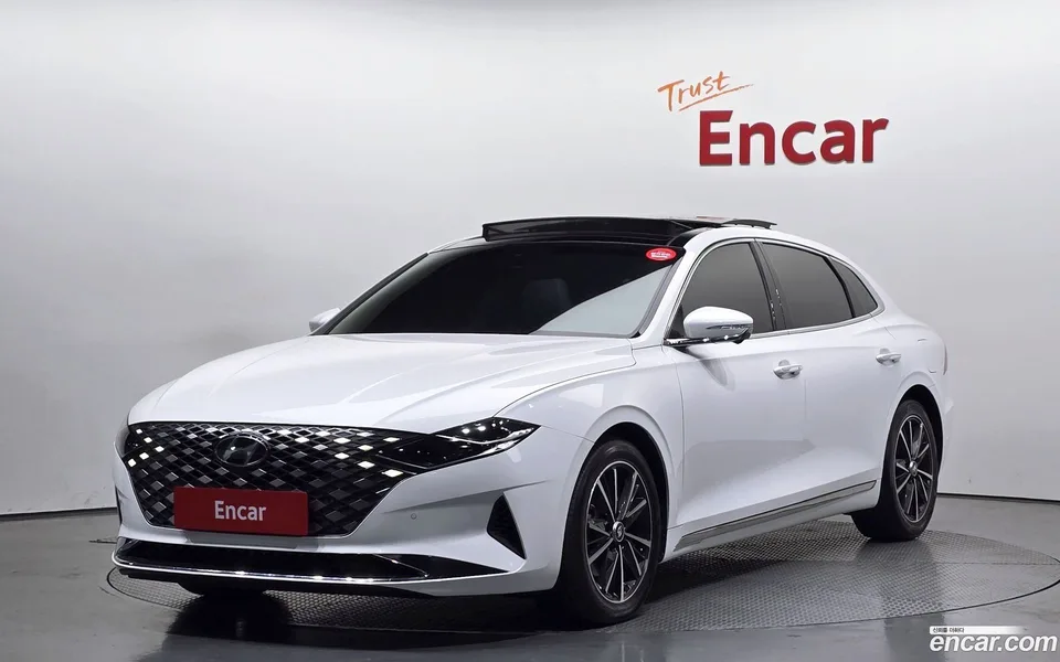 Hyundai Grandeur IG 2.5 2022 — фото 1, купить с доставкой в Москву