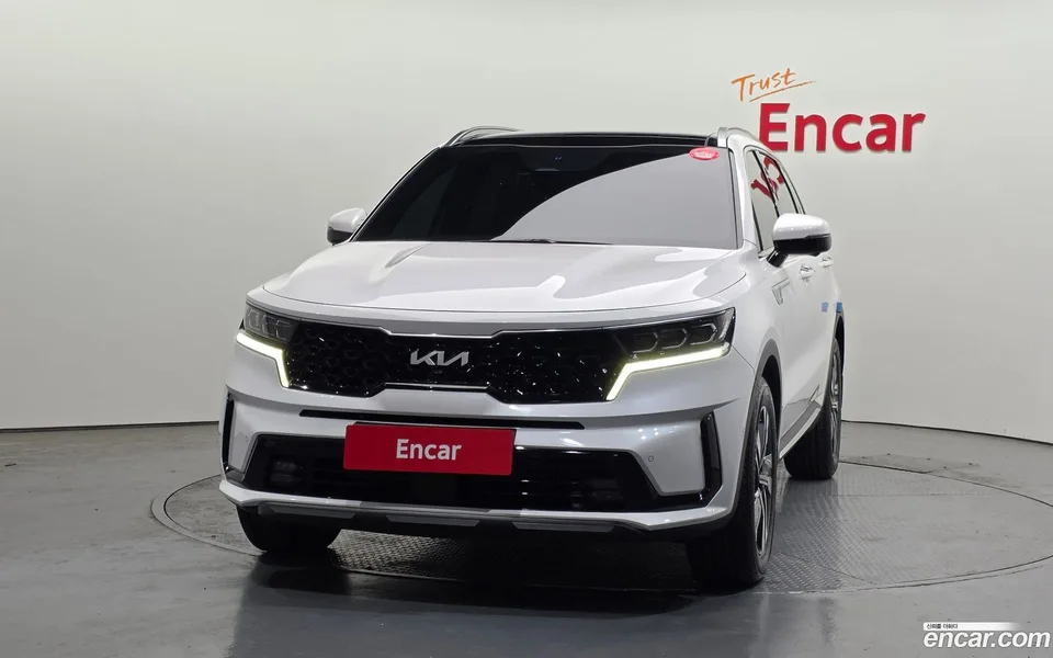 Kia Sorento HEV 1.6 2WD 2023 — миниатюра 3