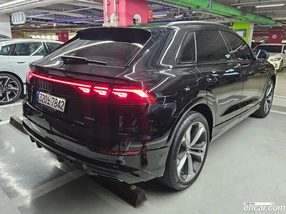 Audi Q8 (4M) 55 TFSI 2026 — миниатюра 2